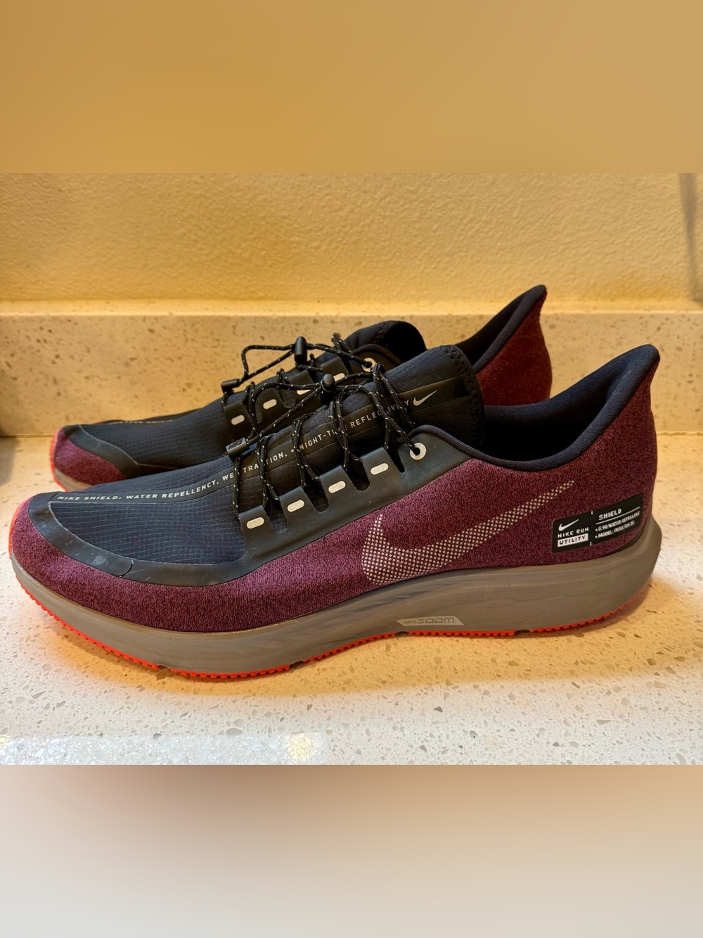 Nike Air Zoom Pegasus 35 Shield Men’s Size 14